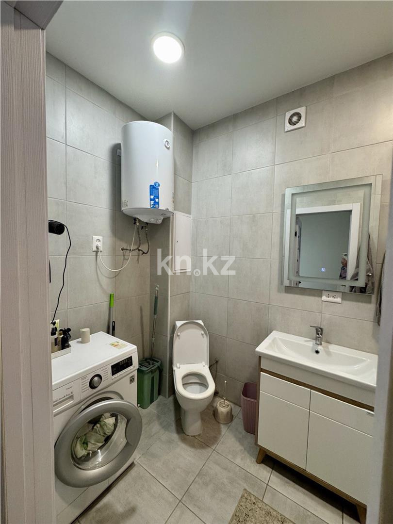 Продажа 2-комнатной квартиры, 63 м², ул. Муканова в Караганде - фото 13