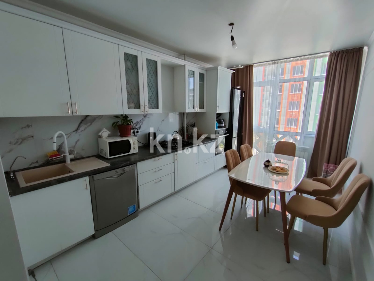 Продажа 3-комнатной квартиры, 123 м² в Алматы - фото 15