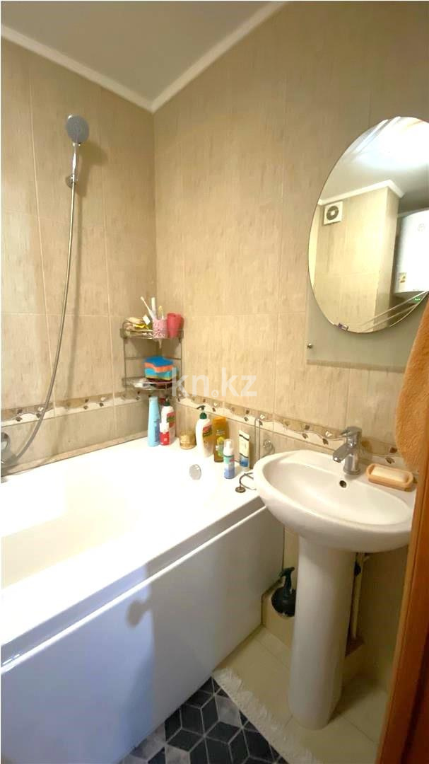 Продажа 3-комнатной квартиры, 71 м² в Караганде - фото 10