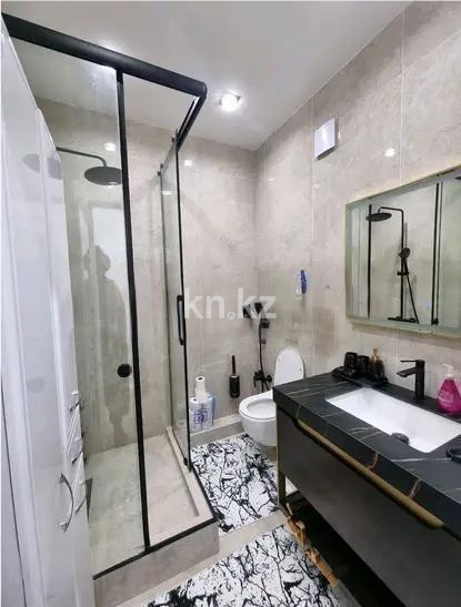 Продажа 4-комнатной квартиры, 127 м², пр. Абая, дом  165/1 в Алматы - фото 7