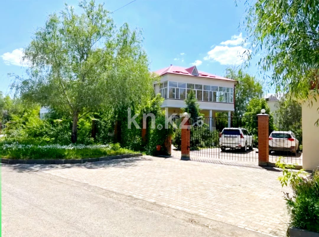 Продажа 7-комнатного дома, 379 м², мкр-н Самал-3 в Уральске - фото 14