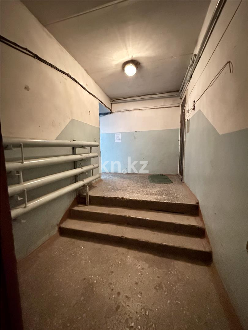 Продажа 4-комнатной квартиры, 79 м², ул. Крылова в Караганде - фото 25