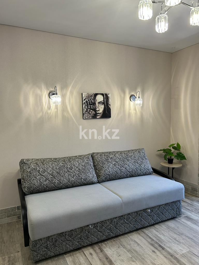 Аренда 1-комнатной квартиры посуточно, 44 м², Исы Байзакова, дом  133 в Павлодаре - фото 5