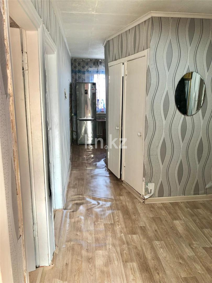 Продажа 3-комнатной квартиры, 62 м², 1 кв-л, дом  16 в Караганде - фото 7