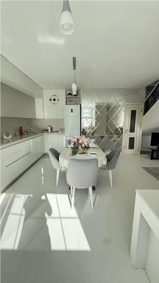Продажа 4-комнатной квартиры, 171 м² в Астане - фото 4