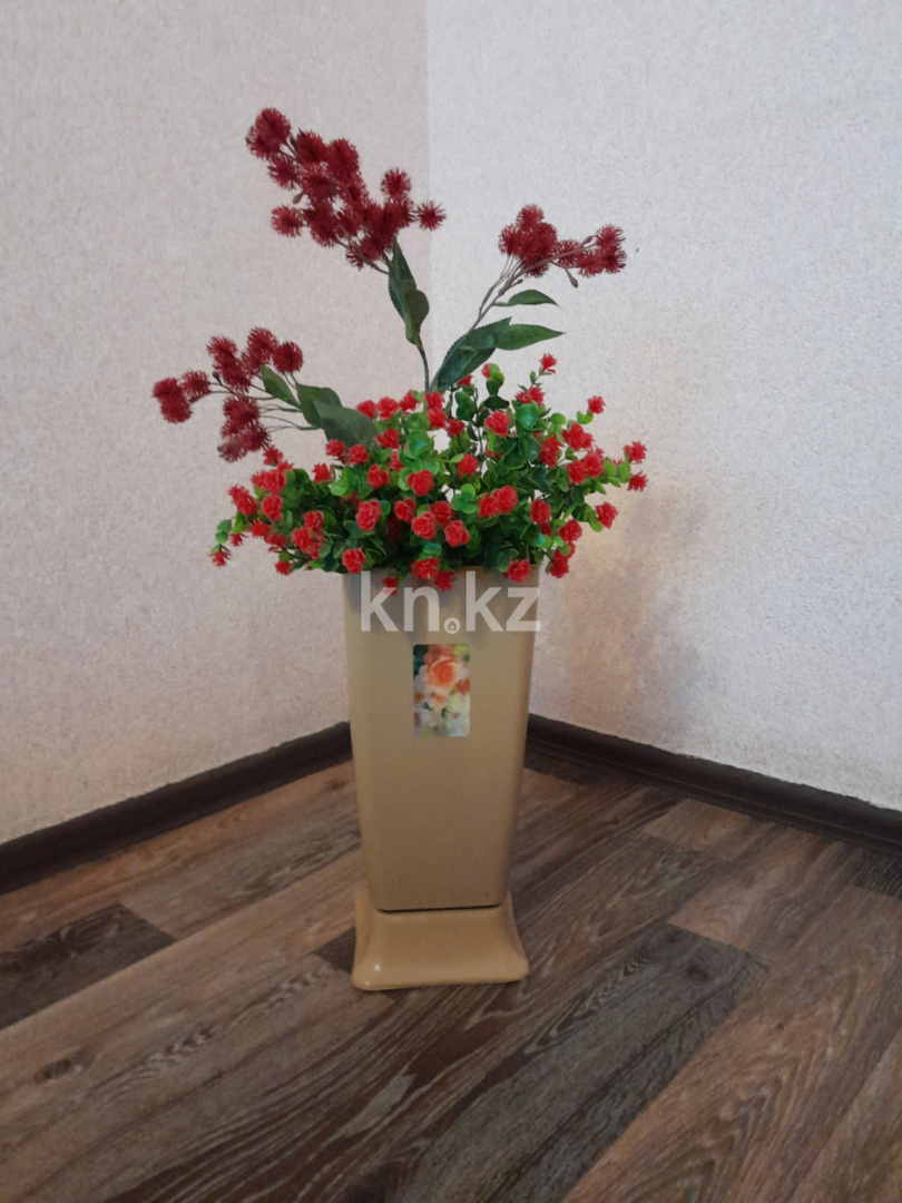 Аренда 2-комнатной квартиры посуточно, 50 м², пр. Ауэзова, дом  49 в Усть-Каменогорске - фото 7