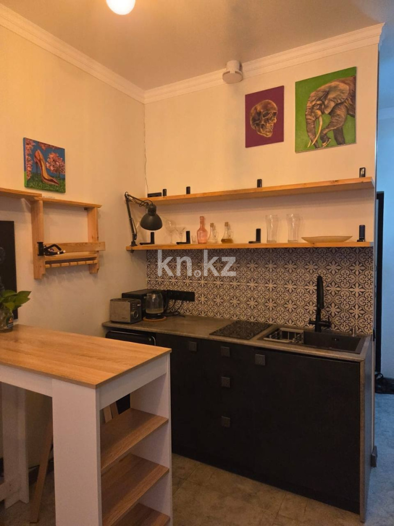 Аренда 1-комнатной квартиры, 32 м² в Астане