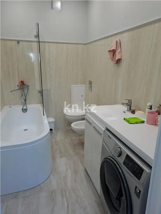 Продажа 3-комнатной квартиры, 94.2 м², пр. Аль-Фараби, дом  34/3 в Астане - фото 5