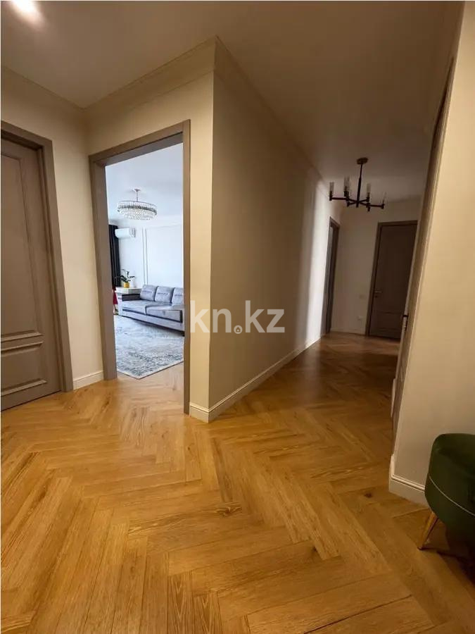 Продажа 4-комнатной квартиры, 110 м², ул. Байтурсынова, дом  10/2 в Астане - фото 10