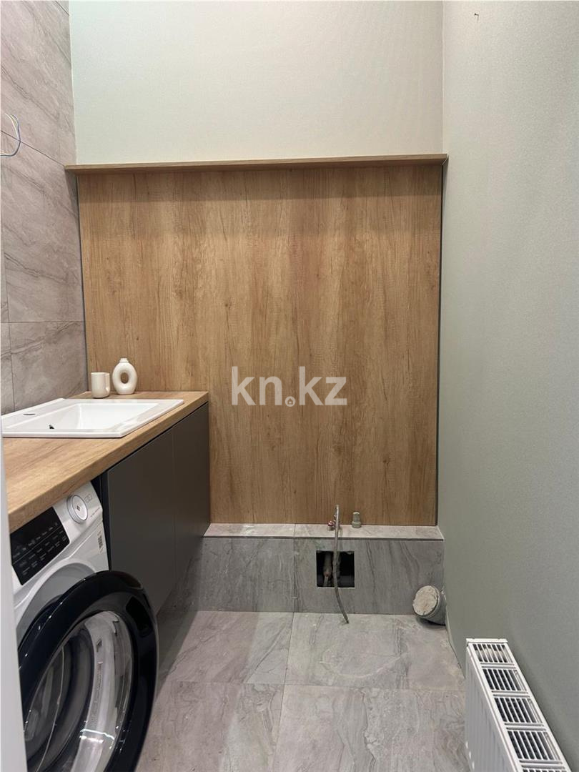 Продажа 4-комнатной квартиры, 105.2 м², ул. Асфендиярова в Астане - фото 15