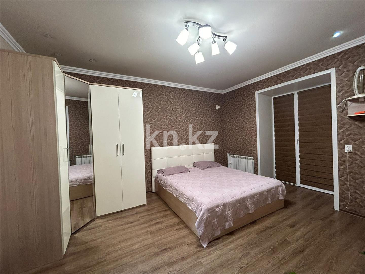 Продажа 3-комнатной квартиры, 78 м², ул. Жамбыла в Караганде