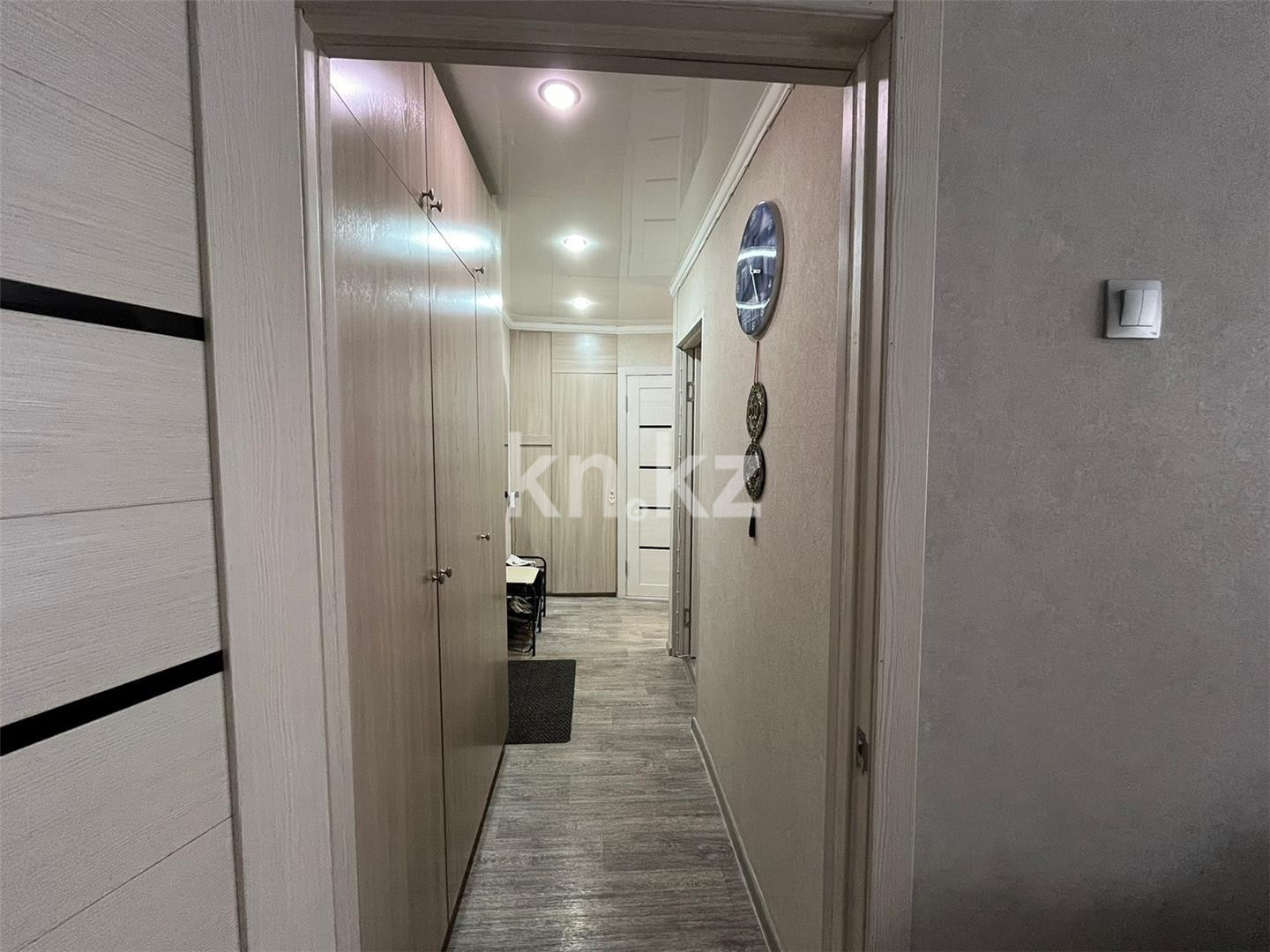 Продажа 2-комнатной квартиры, 43 м², ул. Муканова в Караганде - фото 4