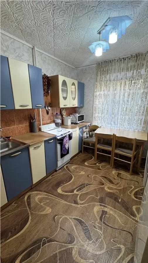 Продажа 4-комнатной квартиры, 79 м², ул. Дюсембекова, дом  67 в Караганде - фото 5