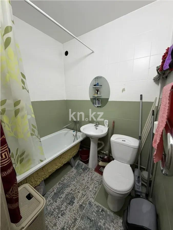 Продажа 1-комнатной квартиры, 33 м², мкр-н Аксай-3, дом  34 в Алматы - фото 3