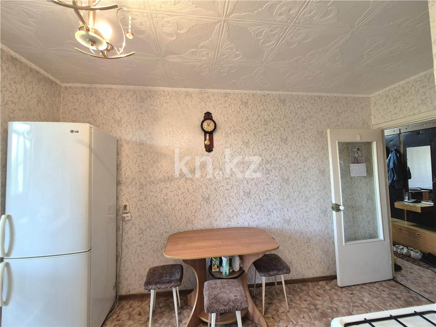 Продажа 4-комнатной квартиры, 100 м², мкр-н 8 в Темиртау - фото 18