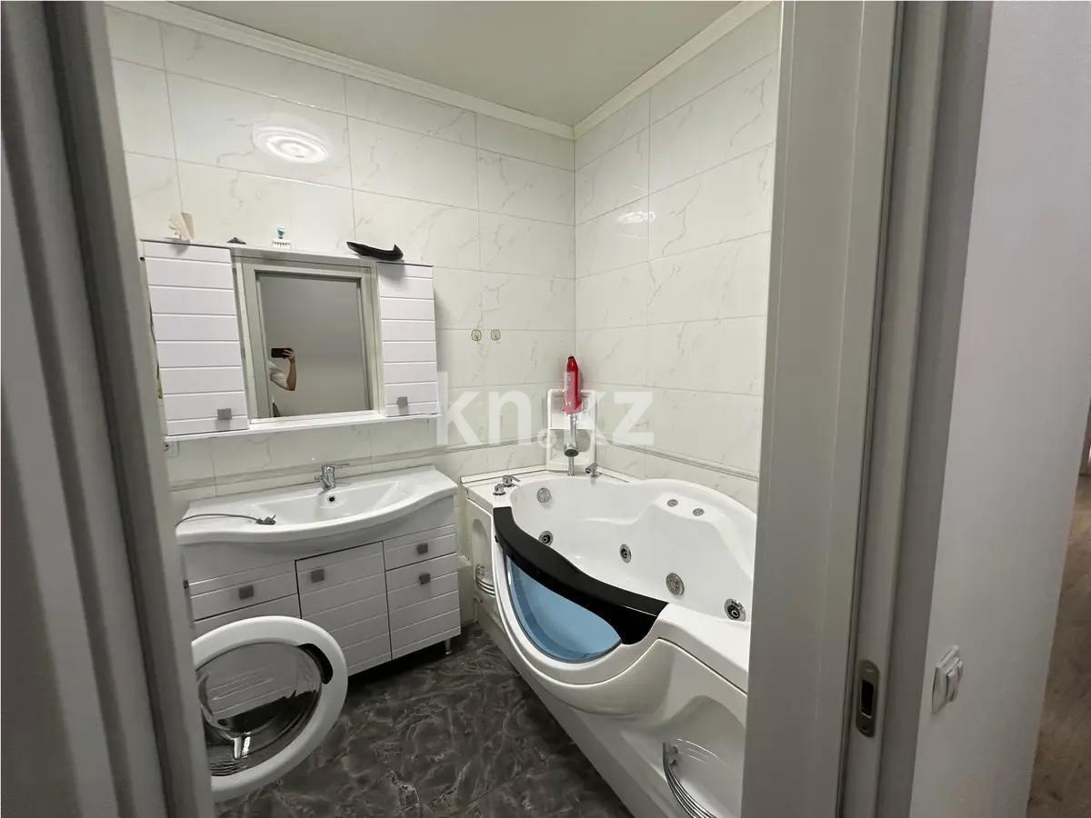 Продажа 3-комнатной квартиры, 120 м², ул. Брусиловского, дом  167 в Алматы - фото 4