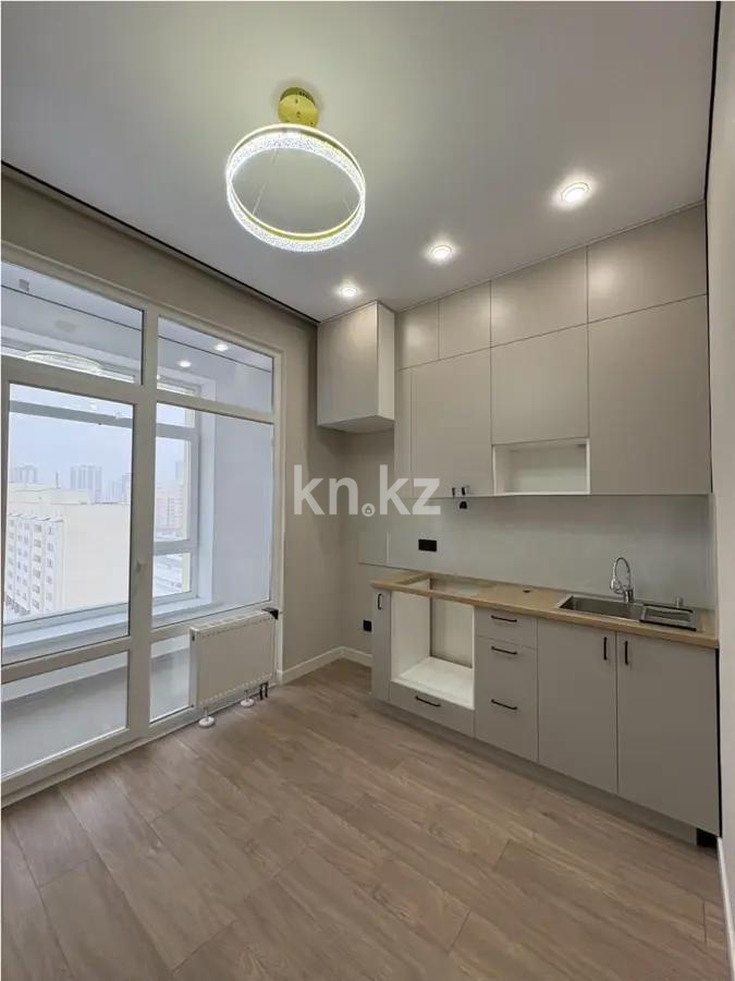 Продажа 1-комнатной квартиры, 37 м², ул. Е-15, дом  16 в Астане - фото 2