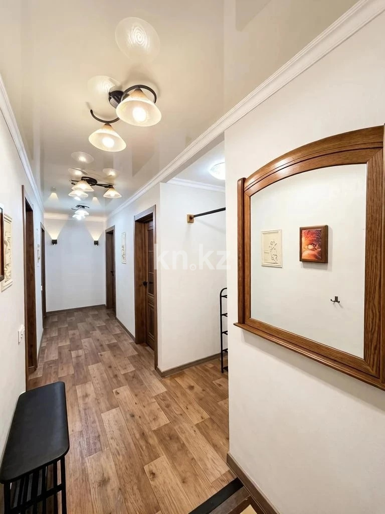 Продажа 3-комнатной квартиры, 93.4 м² в Караганде - фото 12