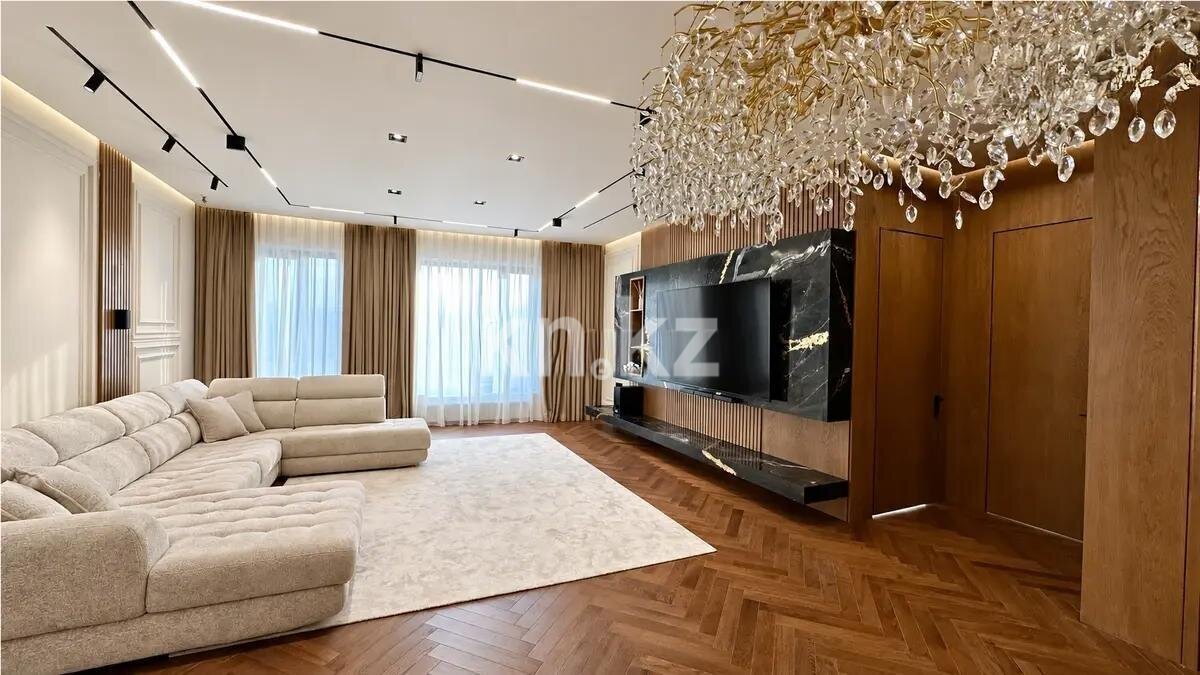Продажа 5-комнатной квартиры, 195 м² в Алматы