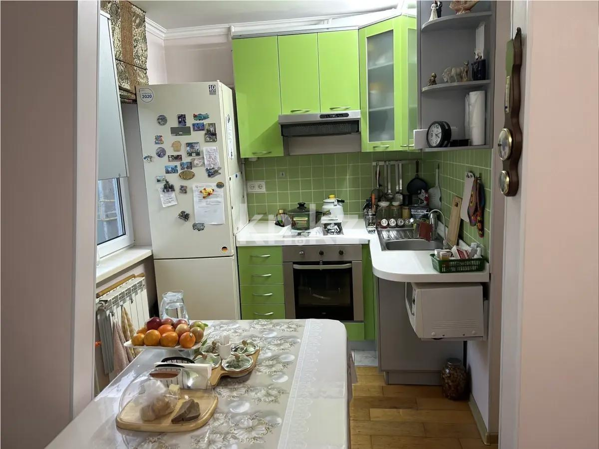 Продажа 3-комнатной квартиры, 59 м², 6 мкр., дом  39 в Алматы - фото 4