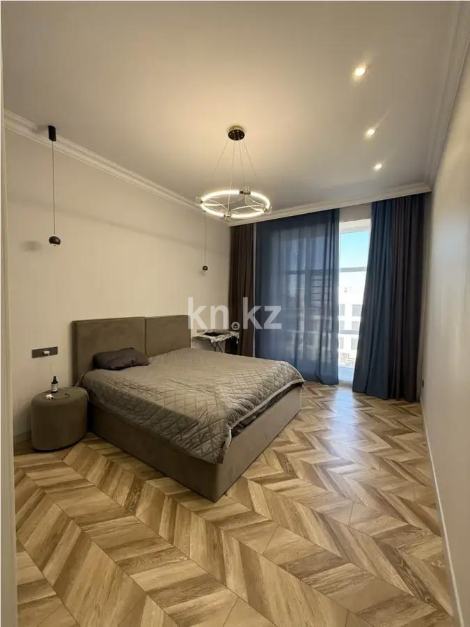 Продажа 3-комнатной квартиры, 80 м², ул. Аманжолова, дом  20 в Астане - фото 2