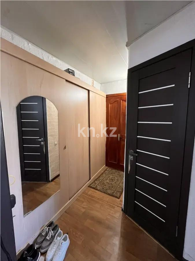Продажа 2-комнатной квартиры, 41 м², 6 мкр., дом  5 в Караганде - фото 5