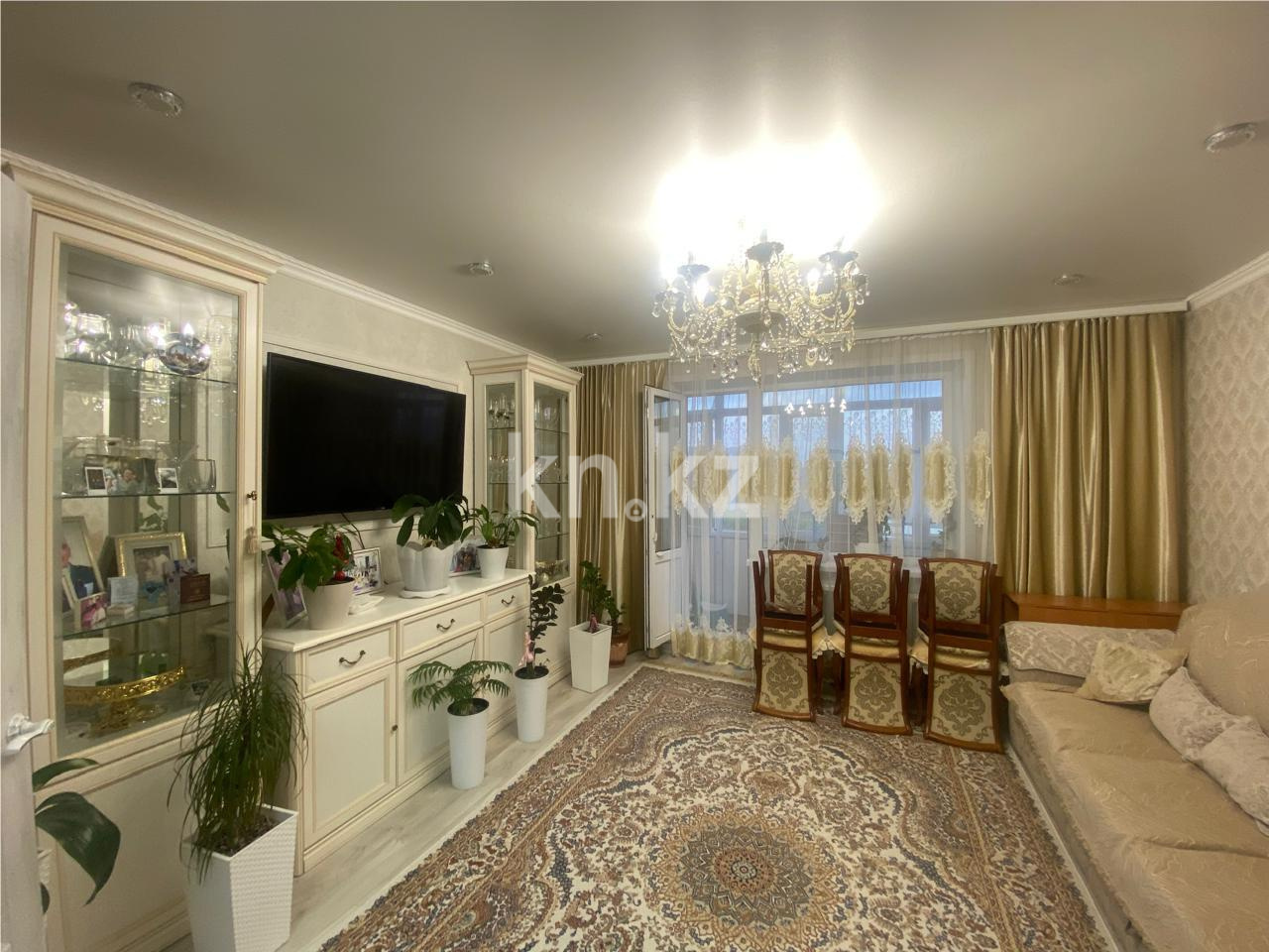 Продажа 3-комнатной квартиры, 66 м², ул. Гапеева в Караганде