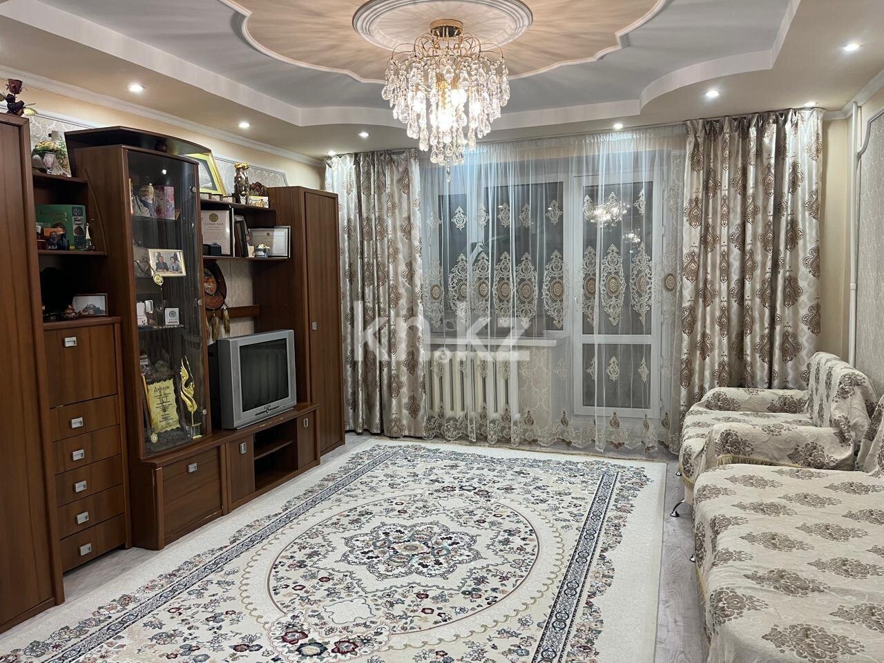 Продажа 3-комнатной квартиры, 90 м² в Караганде