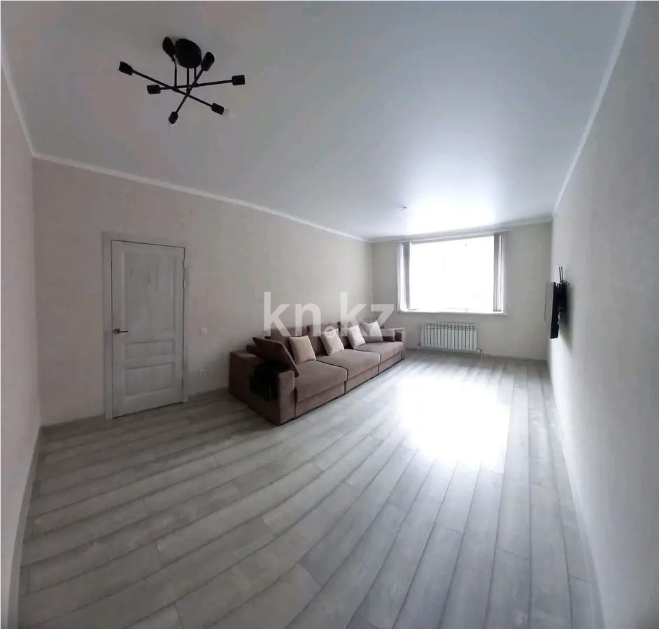 Продажа 3-комнатной квартиры, 90 м², ул. Муканова, дом  49/11 в Караганде