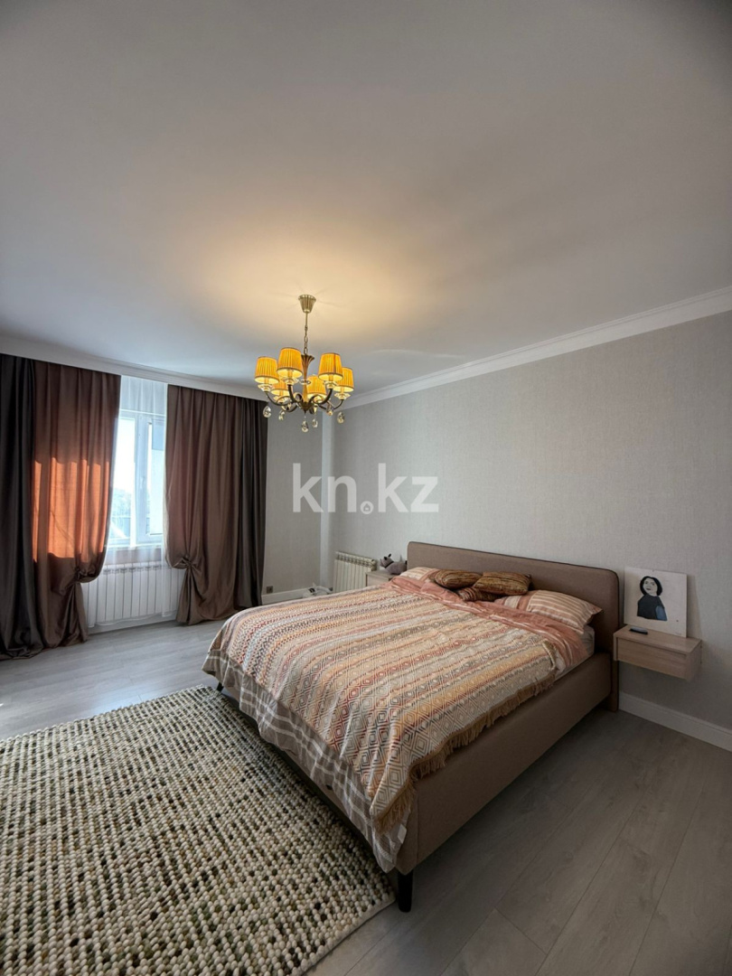 Продажа 3-комнатной квартиры, 112 м², ул. Кунаева в Астане - фото 10