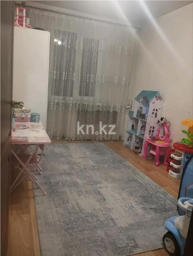 Продажа 3-комнатной квартиры, 63 м², пр. Гагарина, дом  12 в Алматы - фото 3