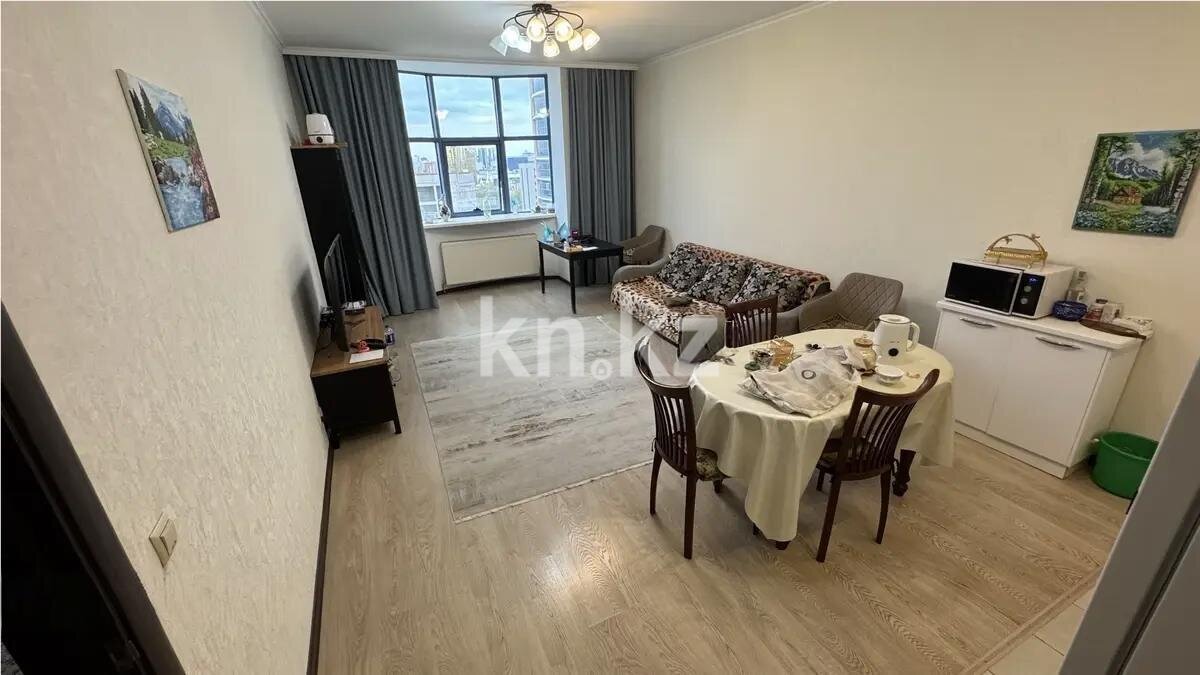 Продажа 2-комнатной квартиры, 63 м² в Астане