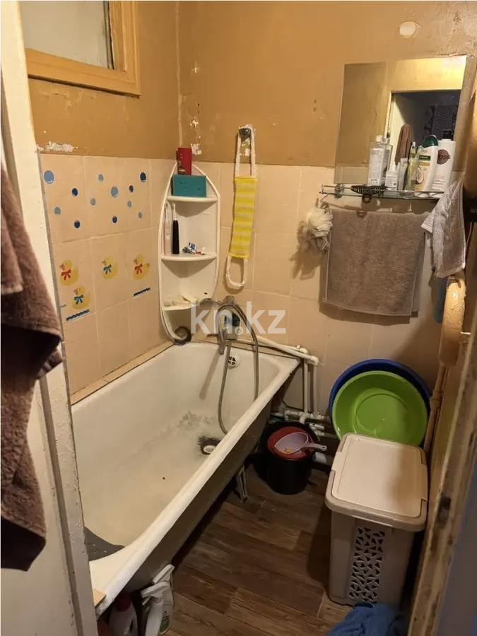 Продажа 3-комнатной квартиры, 59 м², мкр-н 23, дом  37 в Караганде - фото 4