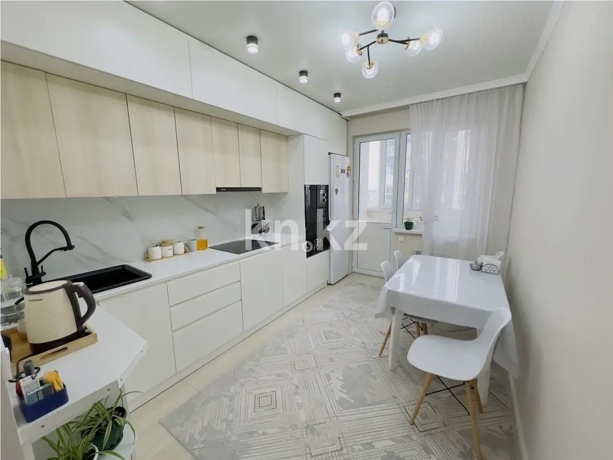 Продажа 2-комнатной квартиры, 58.7 м², мкр-н Дарабоз, дом  81 в Алматы - фото 3