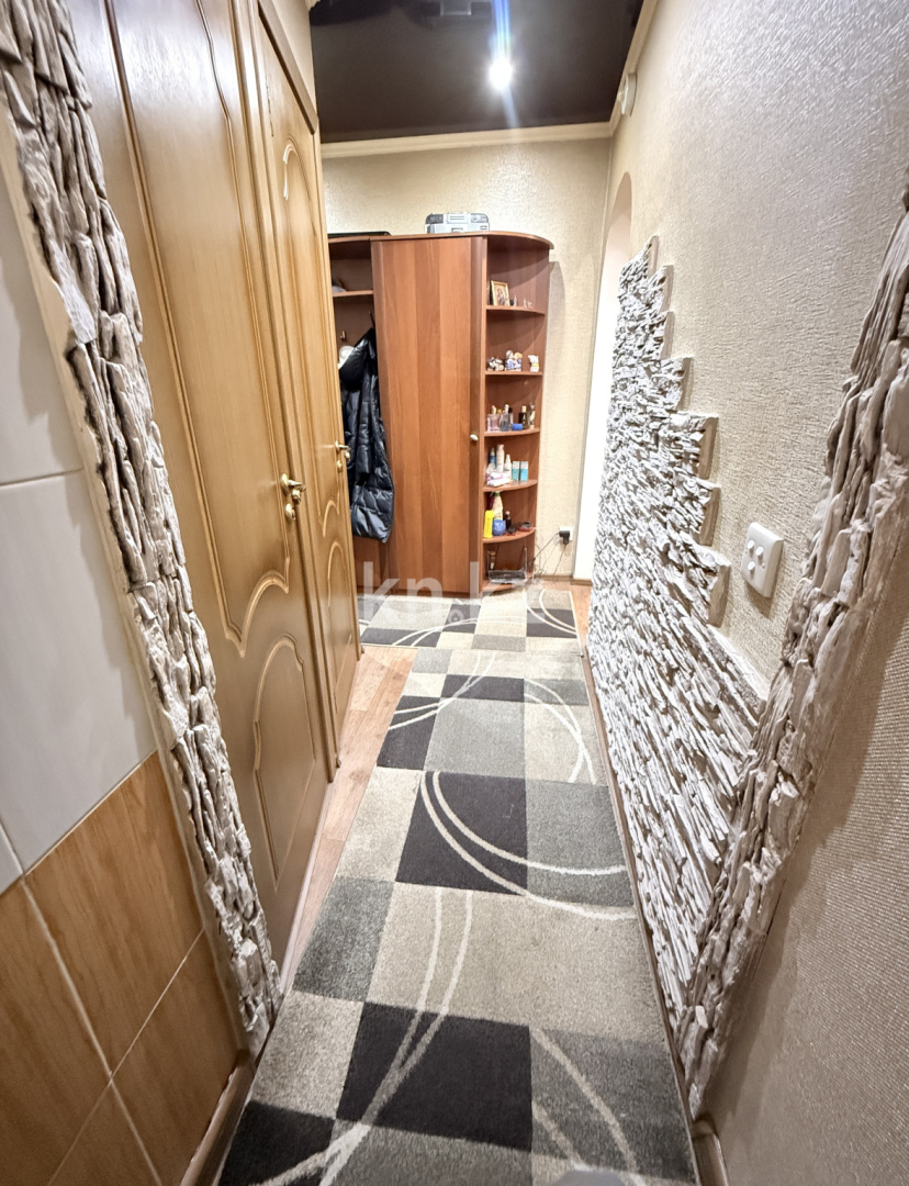 Продажа 3-комнатной квартиры, 48 м², ул. Муканова, дом  16/2 в Караганде - фото 17