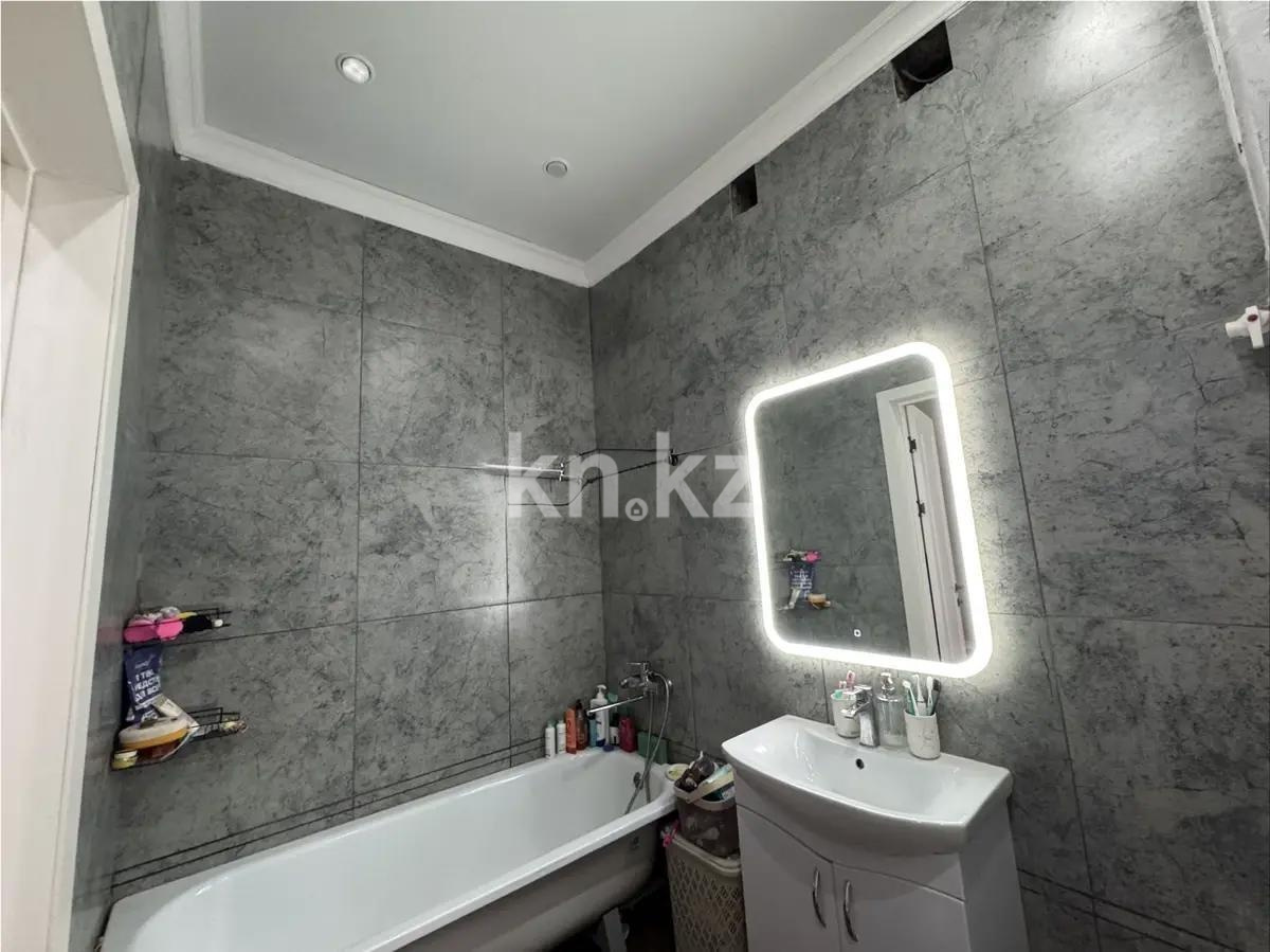 Продажа 1-комнатной квартиры, 42 м², ул. Кенжина, дом  1/1 блок а в Караганде - фото 3