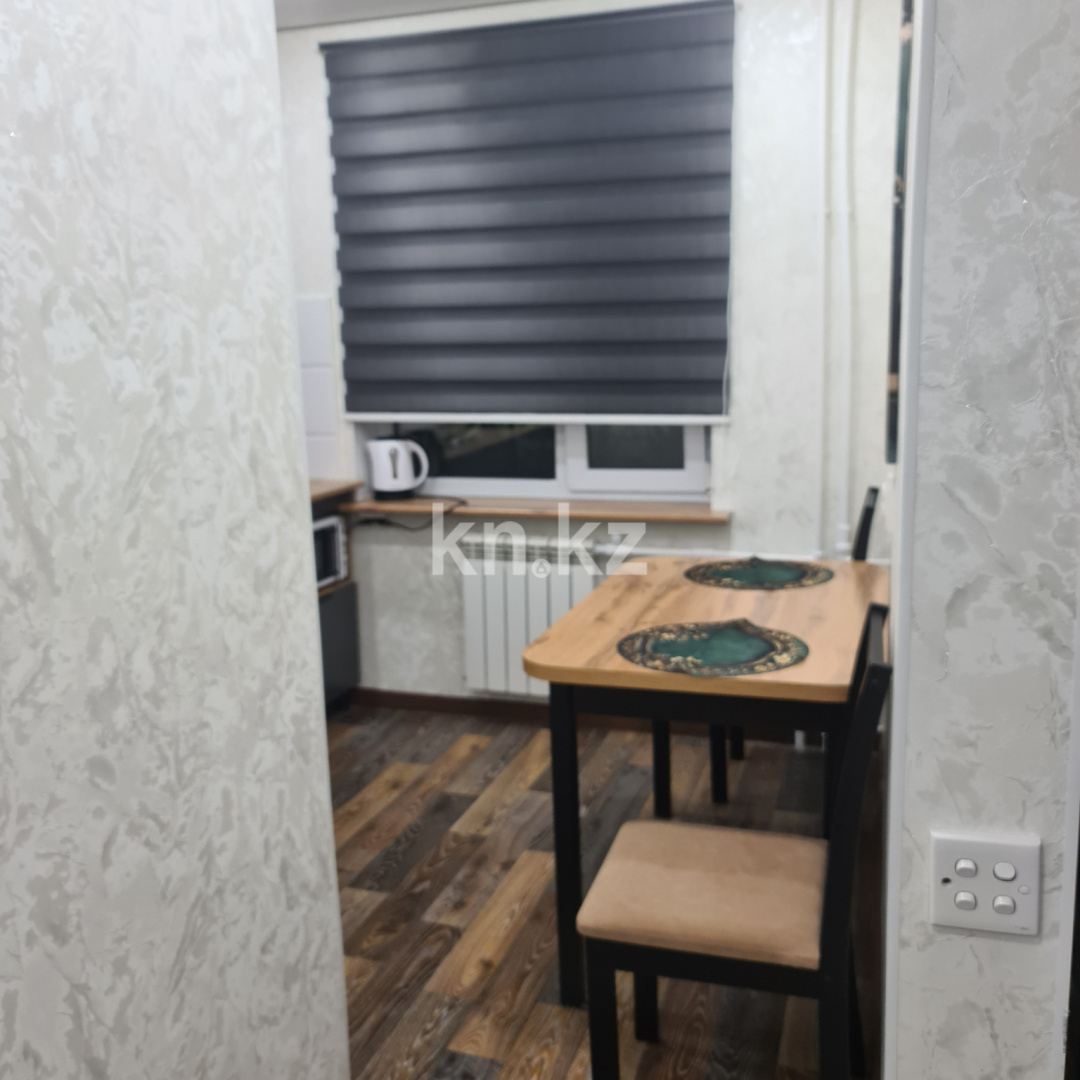 Аренда 2-комнатной квартиры посуточно, 45 м², ул. Комиссарова, дом  26 в Караганде - фото 10