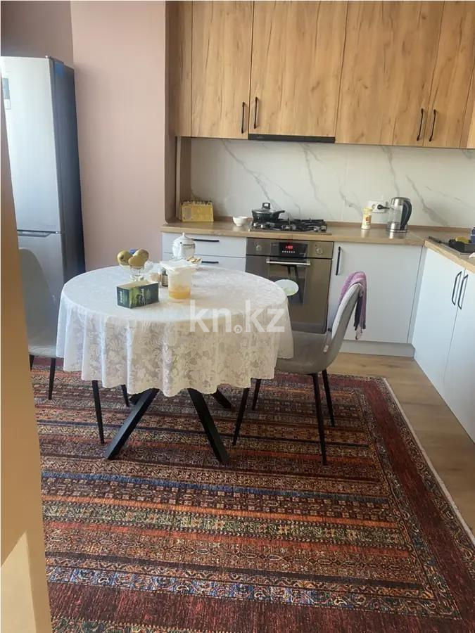Продажа 3-комнатной квартиры, 107 м², пр. Абылай хана, дом  74 в Алматы - фото 4