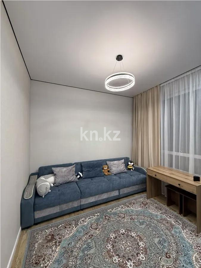 Продажа 3-комнатной квартиры, 72 м², ул. Байтурсынова, дом  30/1 в Астане - фото 2