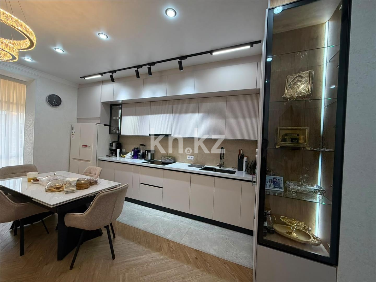 Продажа 4-комнатной квартиры, 100 м² в Караганде - фото 2