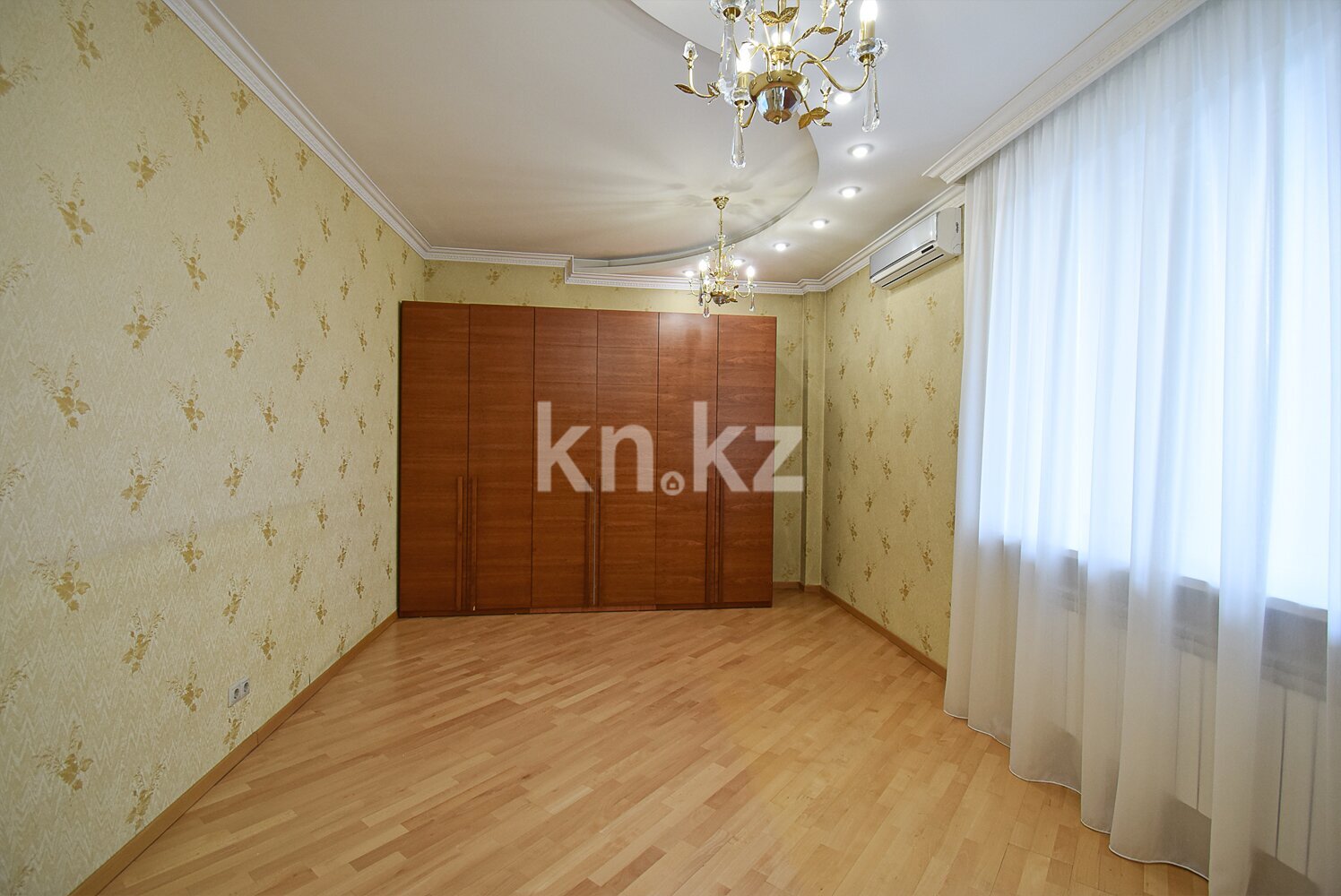 Продажа 4-комнатной квартиры, 241 м² в Алматы - фото 15