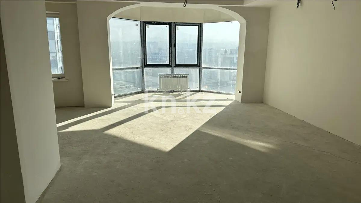 Продажа 3-комнатной квартиры, 106 м², мкр-н Самал-2, дом  33а в Алматы - фото 2