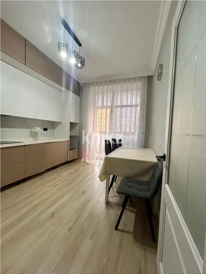 Продажа 3-комнатной квартиры, 90.2 м² в Астане - фото 4