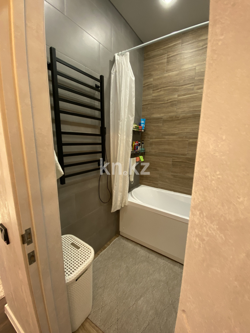 Продажа 2-комнатной квартиры, 61.8 м² в Караганде - фото 19