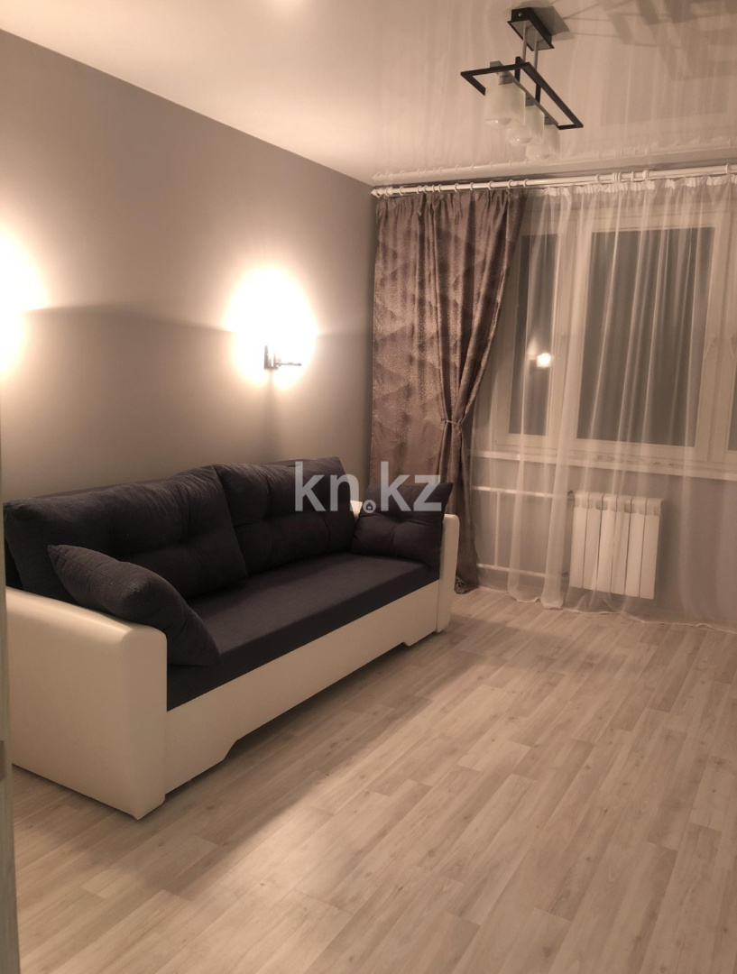 Аренда 1-комнатной квартиры, 32 м², мкр. Тастак-2, дом  61 - ул. Тлендиева в Алматы