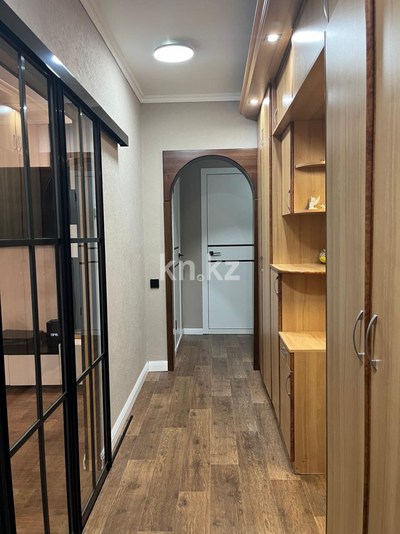 Продажа 3-комнатной квартиры, 64 м², Степной-1, дом  4/36 в Караганде - фото 15