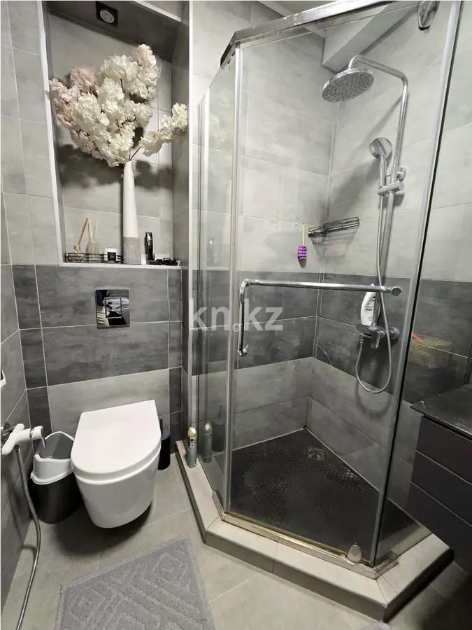 Продажа 2-комнатной квартиры, 43.8 м², мкр. Аксай-5, дом  25 в Алматы - фото 4