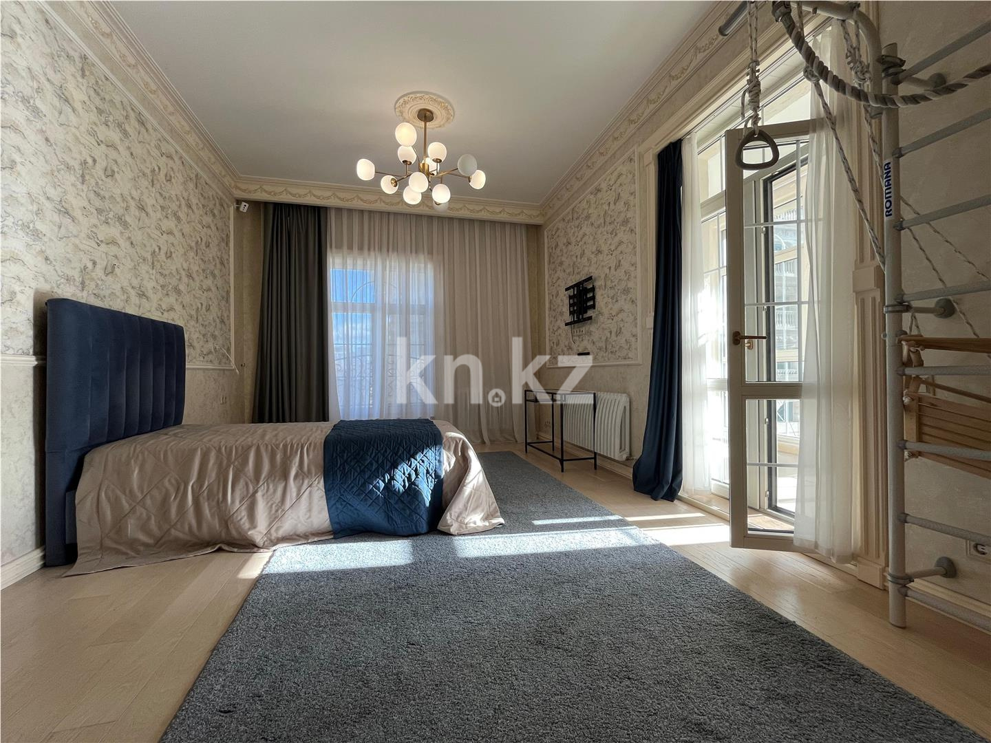 Продажа 4-комнатной квартиры, 220 м² в Астане - фото 11
