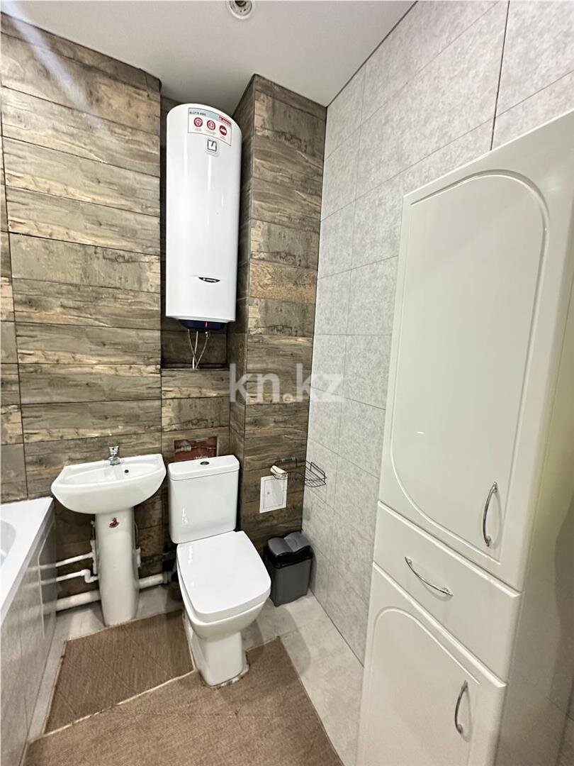 Продажа 1-комнатной квартиры, 37 м² в Караганде - фото 9