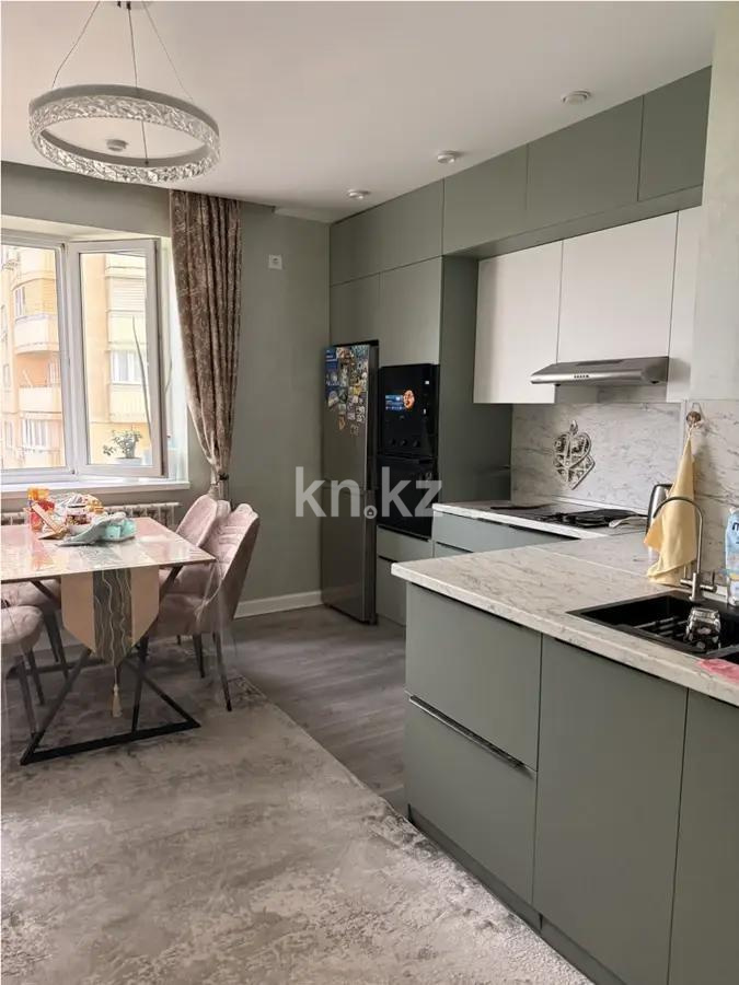 Продажа 2-комнатной квартиры, 65 м² в Алматы